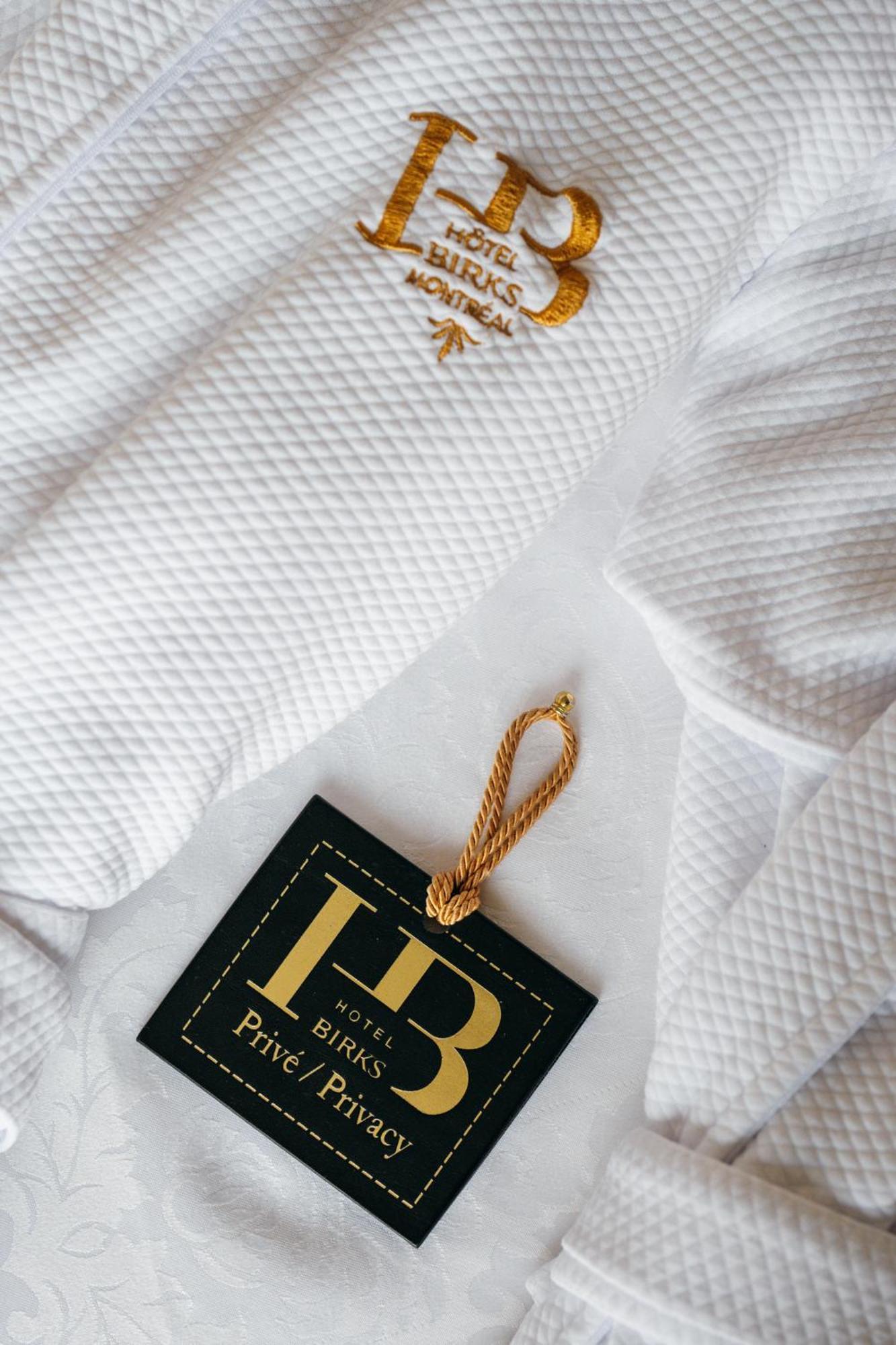 Hôtel Birks Montréal Exterior foto A gold-plated bookmark
